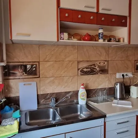 Lovely 1 Bedroom In Apartment Miercurea Ciuc